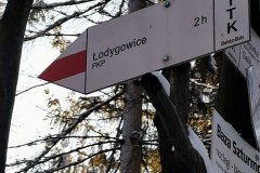 Skręcamy na czerwony szlak do Łodygowic